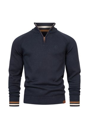 Maglione blu navy con collo a zip, con polsini e orlo a costine, caratterizzato da un motivo a righe arancioni, bianche e marroni sui polsini.