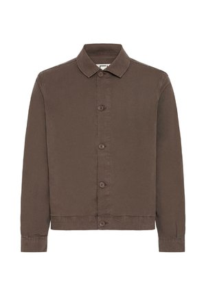 Giacca marrone realizzata in tessuto morbido, con collo a camicia, chiusura con bottoni e maniche lunghe. Design semplice senza motivi o decorazioni.