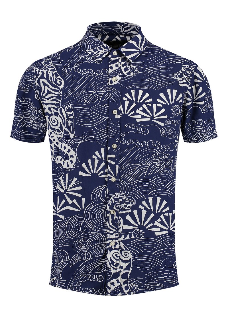 Camisa de botones de manga corta en navy, con patrones de olas blancas, animales y sol; material de algodón con un cuello clásico y cinco botones.