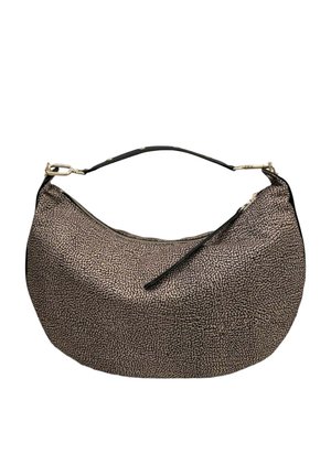 Petit sac à main marron en forme de croissant avec motif texturé, poignée fine noire et fermeture éclair.
