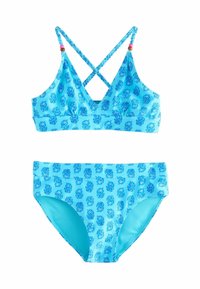 Niebieski zestaw bikini w kwiatowy wzór, z krzyżowanym topem i dołem z kontrastującą podszewką; wykonany z elastycznego materiału.