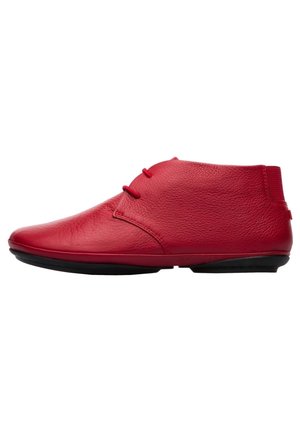 Zapatos con cordones - red