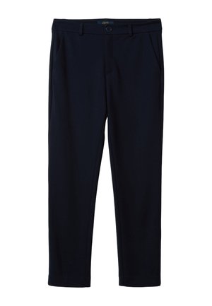Marineblaue gerade geschnittene Hose mit Knopf- und Reißverschluss, Gürtelschlaufen und seitlichen Taschen, auf weißem Hintergrund dargestellt.