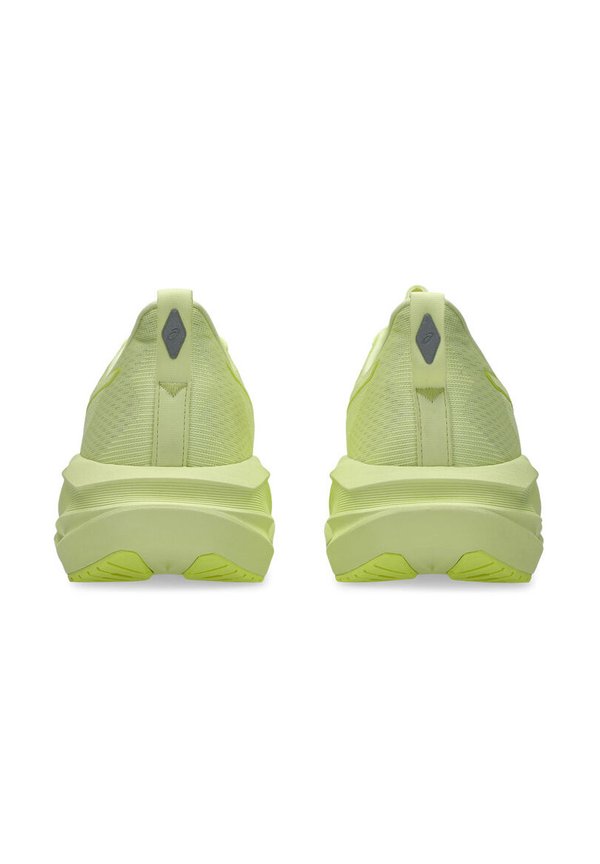 NOVABLAST 5 LITE-SHOW - Road running shoes3