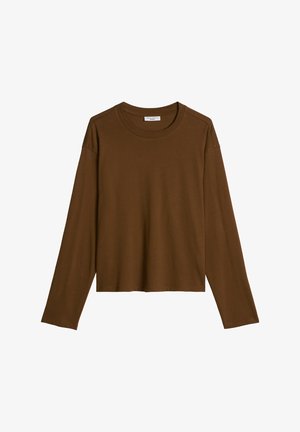 Brązowa koszulka z długim rękawem z okrągłym dekoltem, o prostym, gładkim wzorze i prostym dole, prezentowana na białym tle.