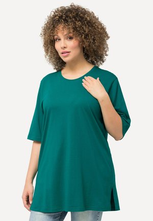 PLUS SIZE SHORT SLEEVE TEE  - Basic T-shirt - classic emerald