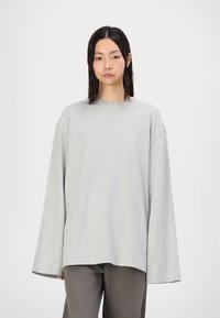 Weekday OVERSIZED LONG SLEEVE  - Camisola de manga comprida - grey