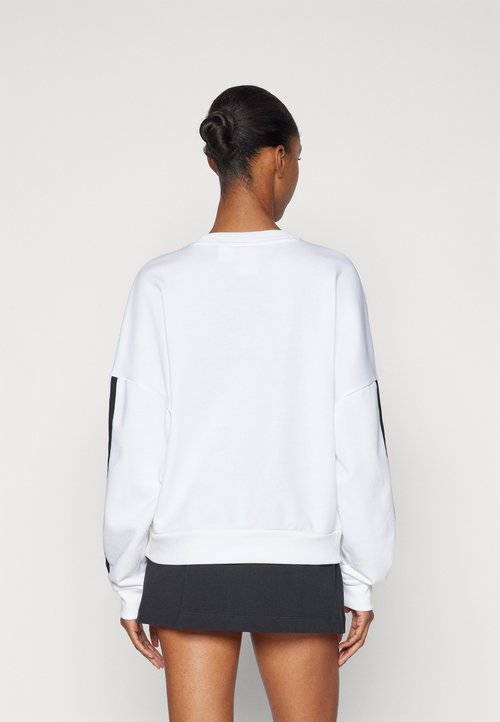 adidas Essentials 3-Stripes French Terry Sweatshirt 'White' (Women's) — foto 3