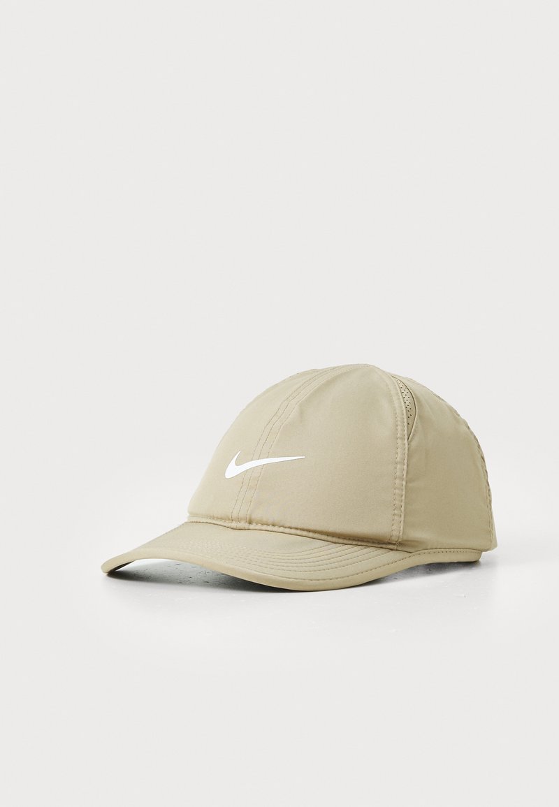 Nike Performance - CLUB UNISEX - Keps - khaki/white, Förstora
