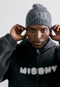 MISBHV PLEATED BEANIE UNISEX - Gorro - grey