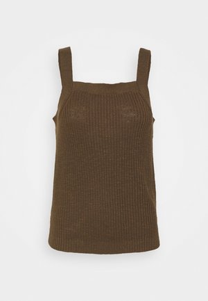 Bruin geribbelde tanktop met vierkante halslijn, brede bandjes en een nauwsluitend ontwerp. Het materiaal lijkt zacht met een getextureerde, geweven afwerking.