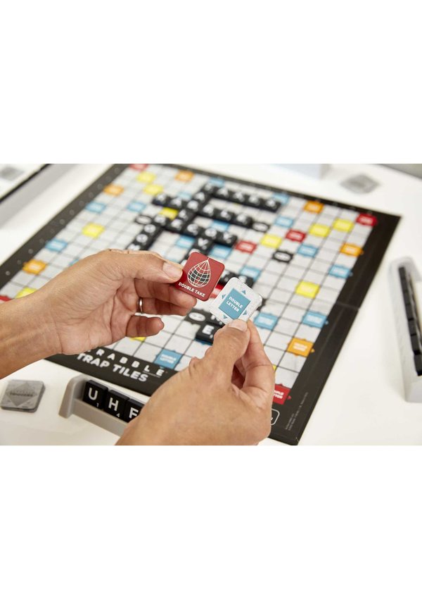 SCRABBLE TRAP TILES – Brettspiel – multicolor
