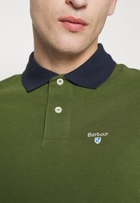 Thumbnail Image 5