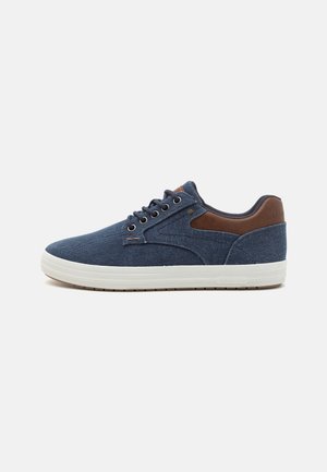 Trainers - denim