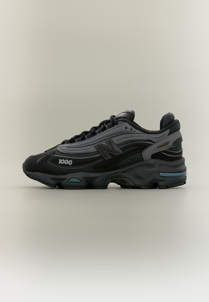 U1000 black/castlerock/black