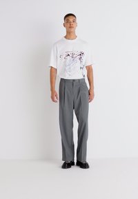 Weekday UNO LOOSE SUIT TROUSERS - Suit trousers - dark grey