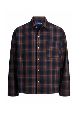 Ru shirt plaid yang terbuat dari kain katun, menampilkan nuansa biru tua, coklat, dan oranye. Dilengkapi dengan kancing, kerah, dan saku dada.