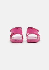 Geox FUSBETTO - Obuća za bebe - fuchsia/pink