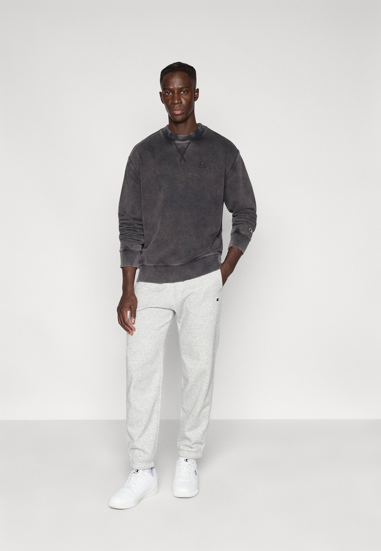 ICONS WASH RELAX FIT CREWNECK