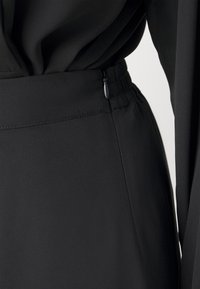 Bruuns Bazaar CAMILLABBARAS SKIRT - Gonna a campana - black