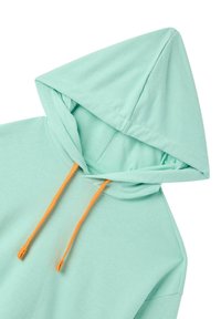 Felpa verde menta con un grande cappuccio, stringhe arancioni e tessuto morbido. Presenta un design casual con una vestibilità comoda.