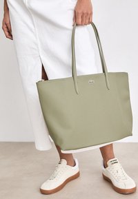 Lacoste CONCEPT - Shoppingväska - kaki