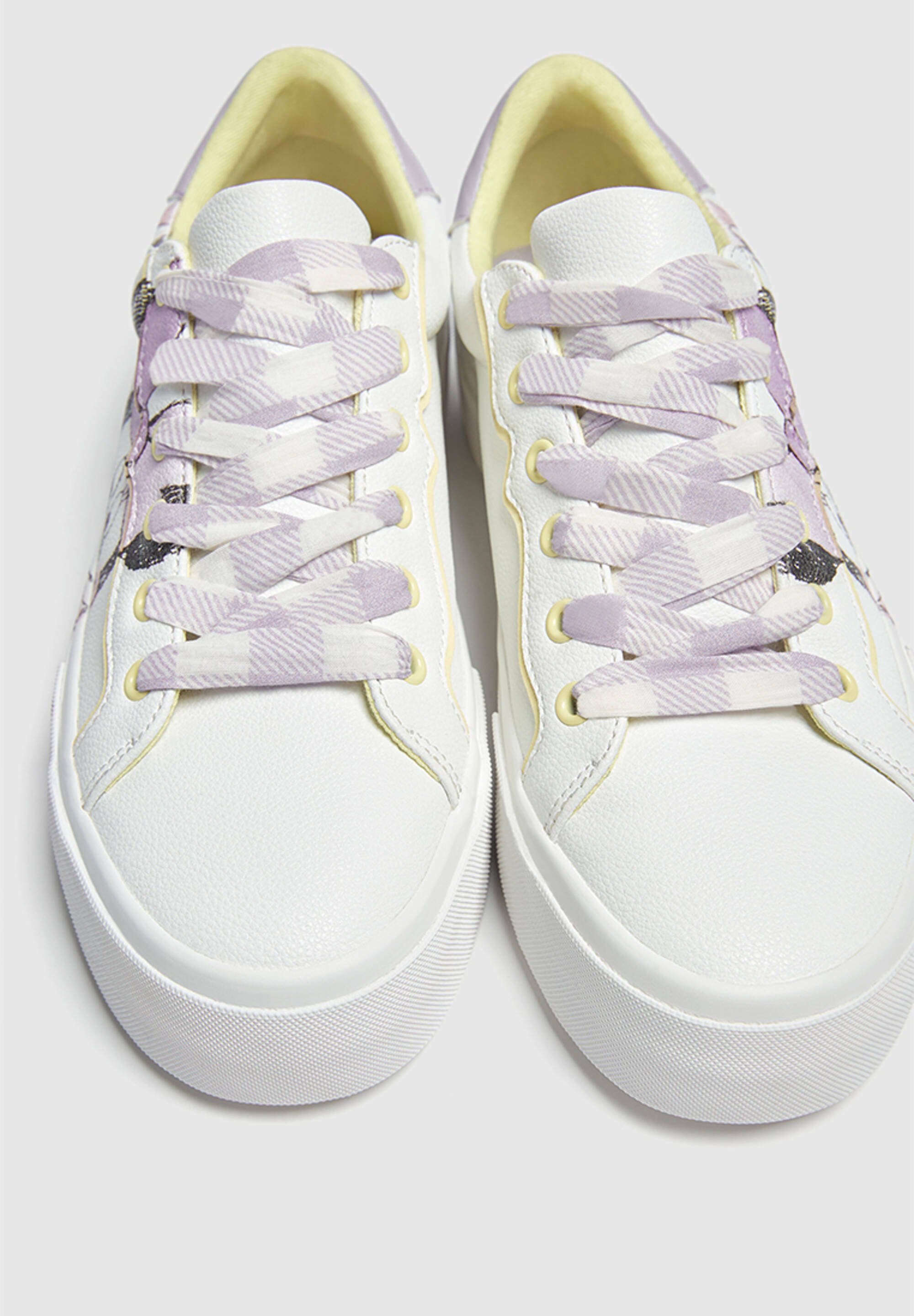 converse pull and bear