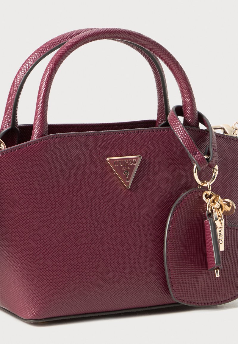 Sac à Main GUESS Bolena Mini Satchel Bag - Couleur Midnight (Bleu Nuit) - NEUF AVEC ÉTIQUETTES