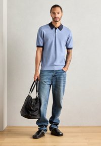 Scotch & Soda TONE ON TONE STRIPED REGULAR FIT - Poloskjorter - faded denim
