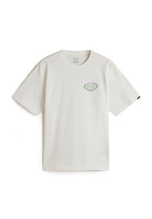 Krótki rękaw biały T-shirt wykonany z bawełny, z małym kolorowym graficznym logo na lewej piersi oraz standardowym okrągłym dekoltem.