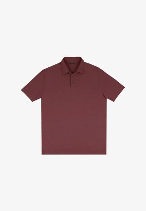 Korte mouwen, kastanjebruin polo shirt met twee knopen en een klassieke kraag, plat neergelegd op een witte achtergrond.