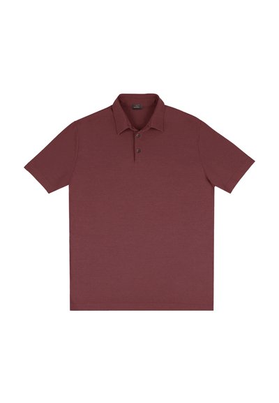 Korte mouwen, kastanjebruin polo shirt met twee knopen en een klassieke kraag, plat neergelegd op een witte achtergrond.