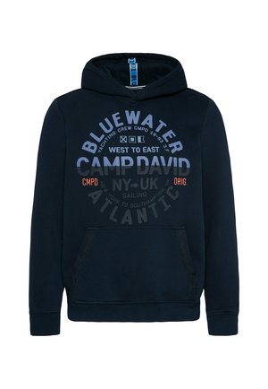 Navy hoodie met een buidelzak, gemaakt van katoen, met een geprinte grafiek in verschillende tinten blauw en oranje, met tekst en nautische symbolen.