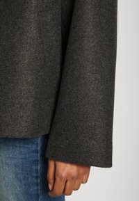 ONLY Petite ONLAUGUSTA LIFE  - Lahka jakna - dark grey melange