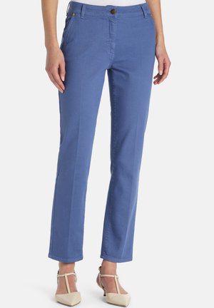 Blaue Hosen aus Baumwollmischung mit geradem Bein, ausgestattet mit vorderen Taschen, einem Knopfverschluss und dezenten Steppnähten.