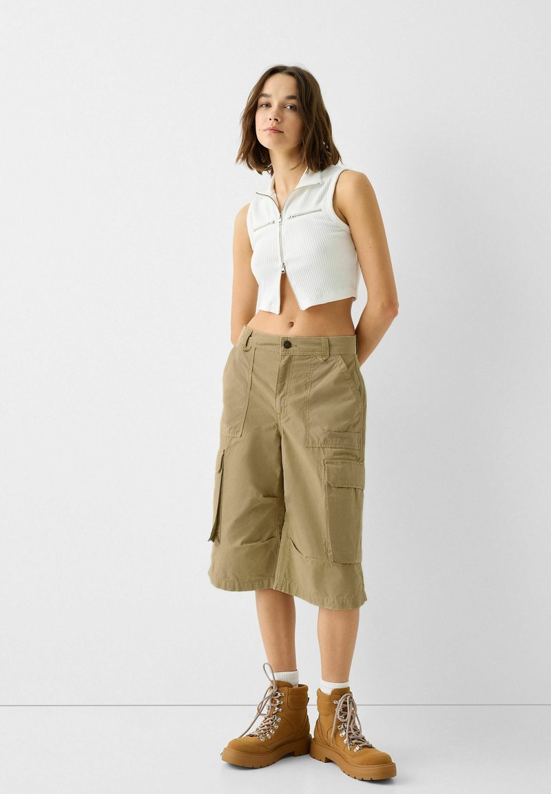 Bershka Shorts camel Bershka Shorts camel