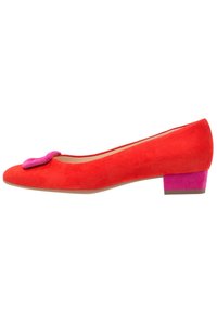 Peter Kaiser Pumps - red