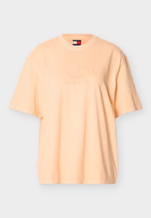 Tommy Jeans, CLASSIC LOGO CREW NECK T-SHIRT - Základné tričko - faded sun kiss