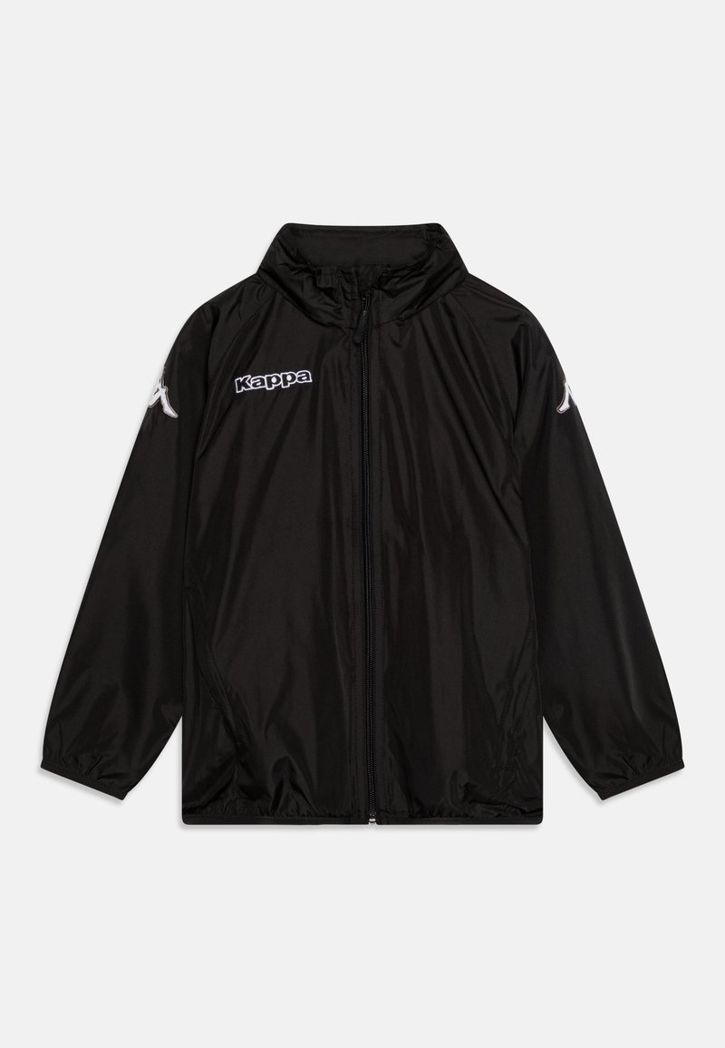Veste coupe-vent noire en matériau lisse et léger. Dotée d'un col montant, d'une fermeture éclair intégrale, de manches élastiques et d'un logo sur le devant.