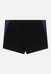 Calções de banho pretos com um padrão geométrico azul nas laterais, feitos de um material suave e durável com um design ajustado.