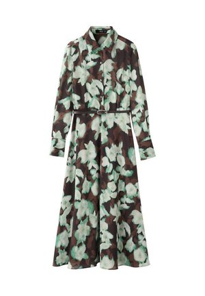 Braun-blumiges Kleid mit grünen und weißen Blüten, langen Ärmeln, Kragen mit Knöpfen und einem passenden Gürtel in der Taille. Weiche Stofftextur.