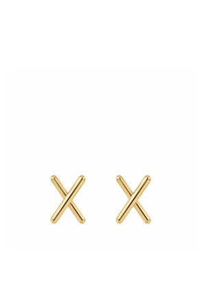 Paar kleine goldene Ohrstecker in Form von gekreuzten Stäben, die ein X bilden, vor weißem Hintergrund.