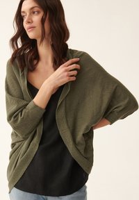TATUUM FRU - Vesta na kopčanje - khaki