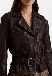 Lauren Ralph Lauren Petite BELTED BURNISHED LEATHER MOTO JACKET - Odinis švarkas - pinot noir