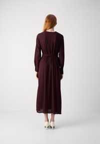 Marc O'Polo DRESS WRAP STYLE FEMININE SHAPE - Dnevna haljina - red black