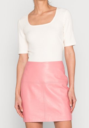 T-shirt basic