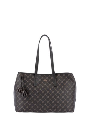 Dunkelbraune Tote-Tasche mit langen Henkeln, dezentem Musterdesign, Quasten-Detail an der Seite und kleinem goldfarbenen Markenlogo "JOOP!" vorne in der Mitte.