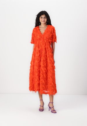 YASPAZYLLA DRESS - Cocktail dress / Party dress - cherry tomato