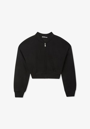 Felpa nera cropped realizzata in morbido tessuto, con collo alto e zip frontale con tirazip in argento, orlo e polsini a coste.