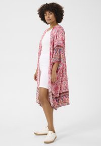Cream KIMONO - Summer jacket - begonia pink flower